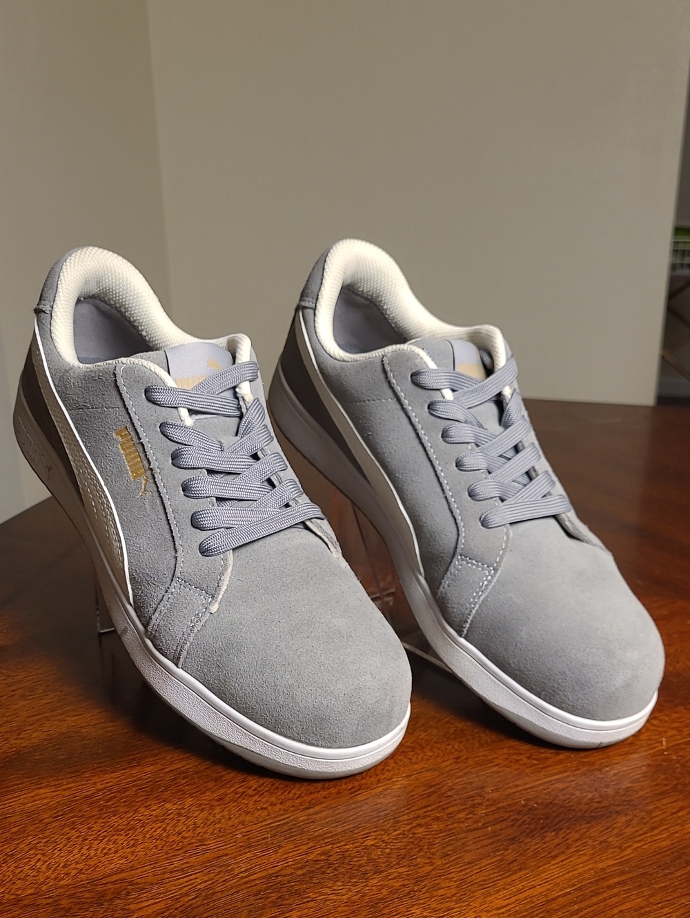 Puma Safety Mens Iconic Grey Suede Low-Top Composite Toe Work Shoe EUC Size 10.5